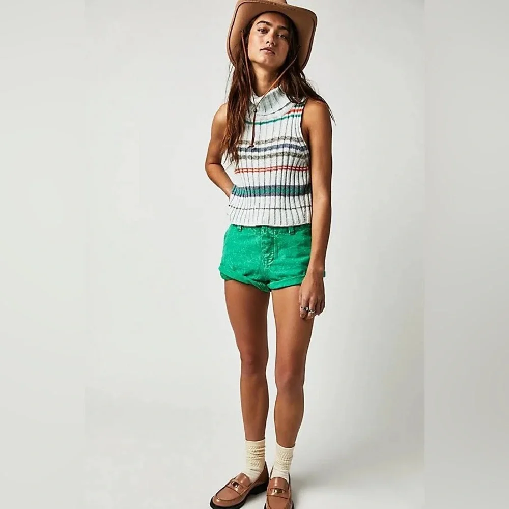 NWOT Free People Point Dume Slouchy Chino Shorts